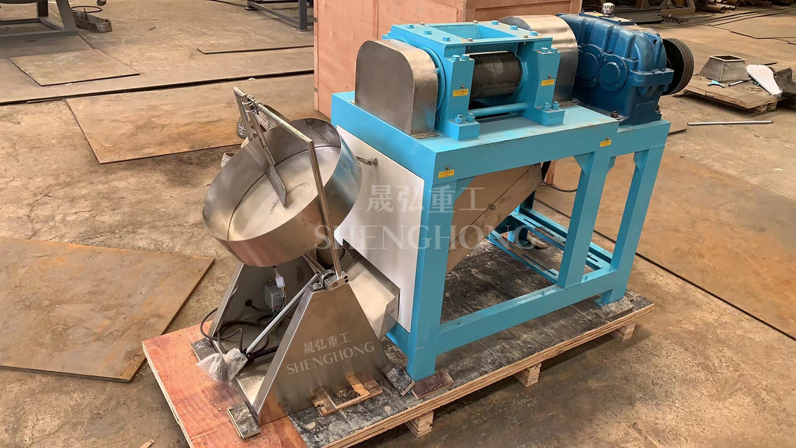 1-2t/h 容量 ダブルローラー granulator 円滑な操作のための簡単なメンテナンス